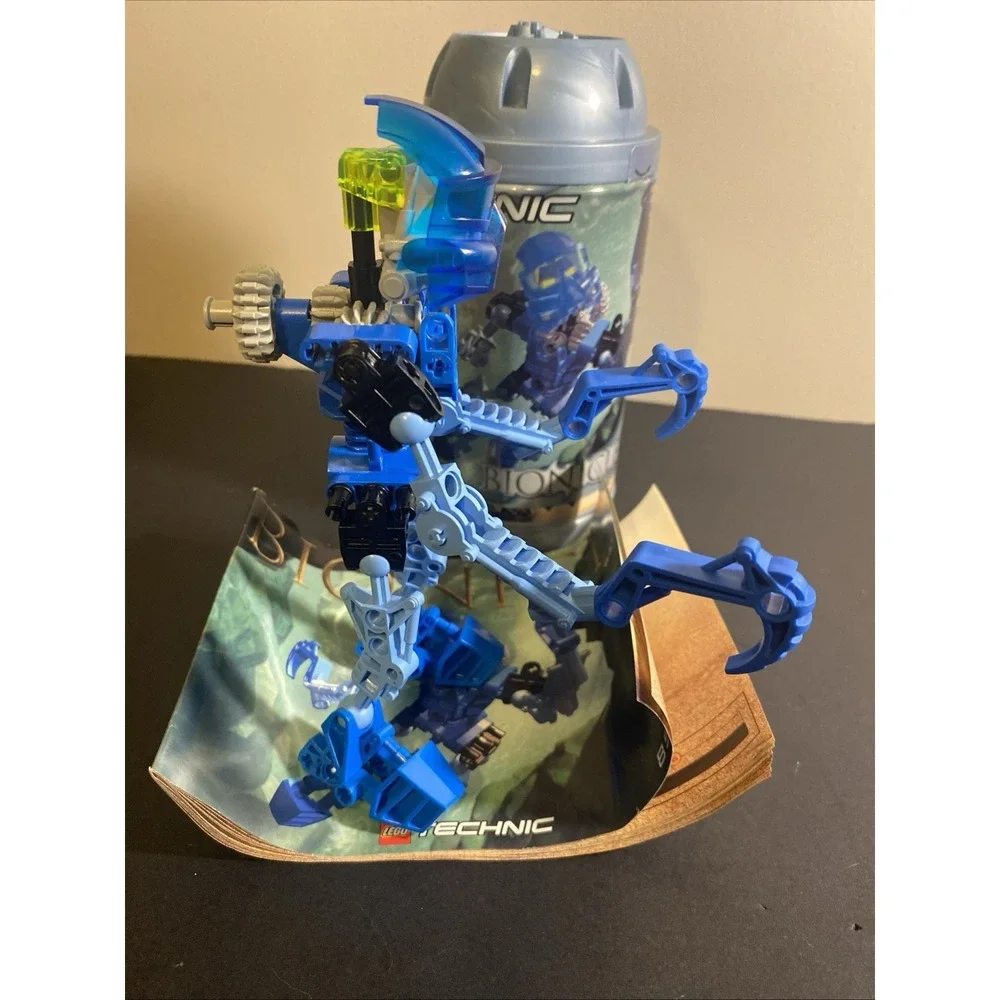 LEGO Bionicle 8533 Gali Toa Of Water Kaukau Mata Nui